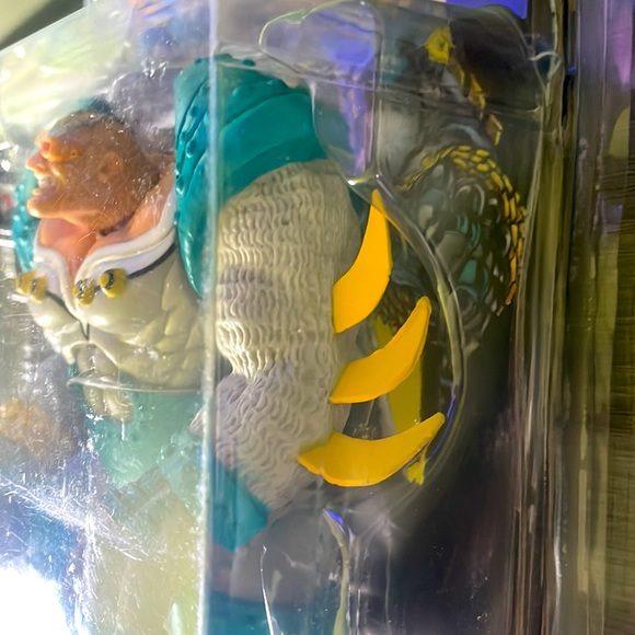 OVERKILL Plus SE Comic Book - Picture 11 of 12